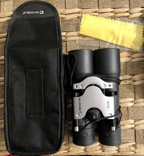 Barska 12X32 Compact Binoculars With Case, Instructions and Cleaning Cloth. New