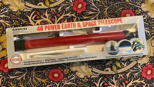 Vintage Tasco 40 Power Earth and Space Telescope w/ Tripod (Missing Finderscope)