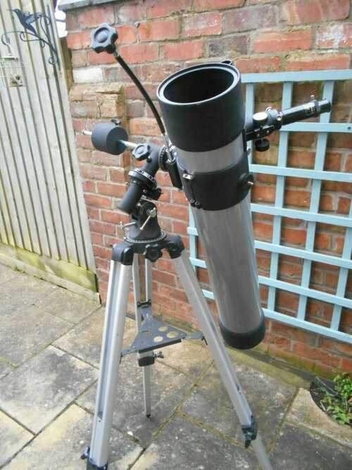 Bresser Skylux Refractor Telescope 70/700 and Tasco Reflector 303012 114/900