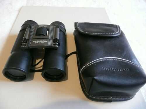 VANGUARD -- DA-1225 -- 12X 25 MM -- FIELD 4.6 -- POCKET BINOCULARS and CASE